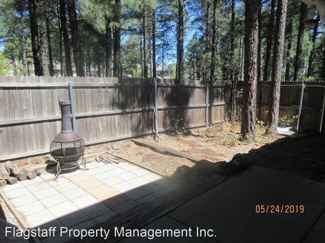 Building Photo - 3 br, 2.5 bath House - 2128 S. Linmar Court