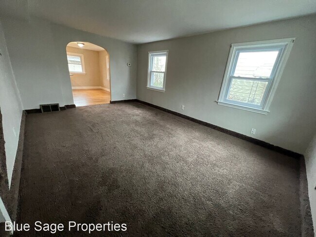 Building Photo - 3 br, 1 bath House - 1029 North St