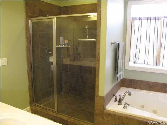 Building Photo - 9124 Houndsbay Dr