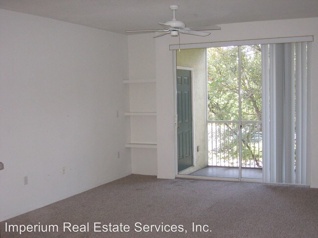 Foto del edificio - 5815 Legacy Crescent Pl