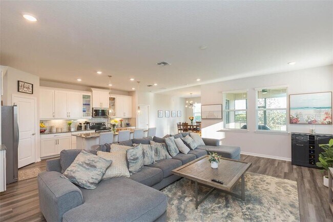 Foto del edificio - 34338 Wynthorne Pl