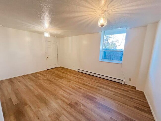 Foto del edificio - 55 S Main St