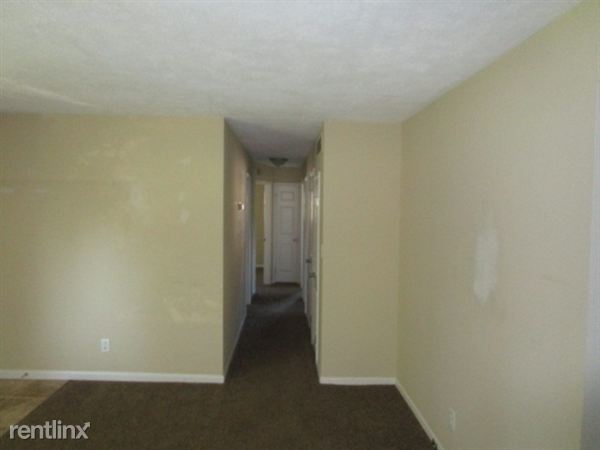 Building Photo - 609 E South Holly Rd