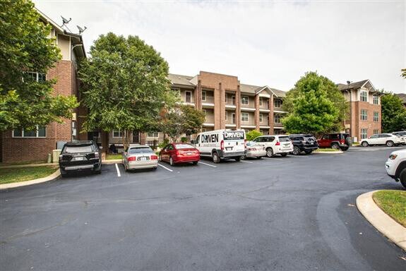 Building Photo - 2 Bedroom Corner Condo