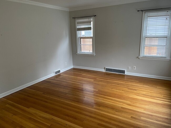 Building Photo - ***Half Off Move In Special***