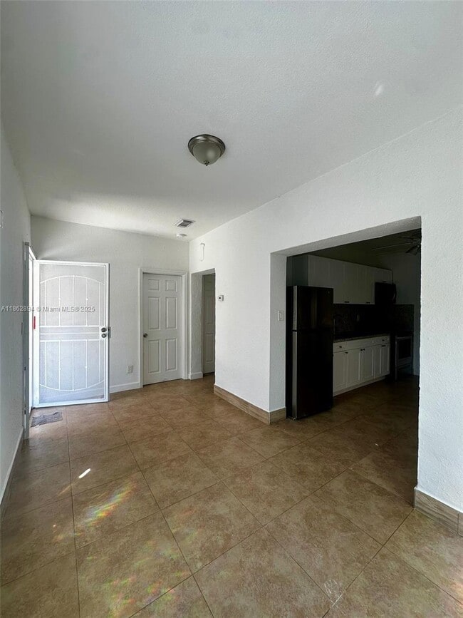 Building Photo - 1773 NW 19th St