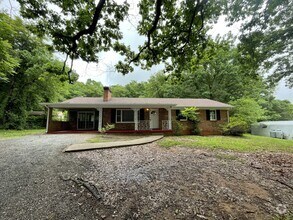 Building Photo - 156 Hilldale Ln
