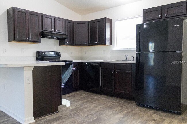 Foto del edificio - 5564 NW 61st Ave