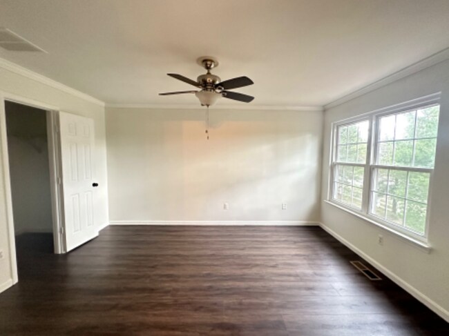Building Photo - 21738 Kings Crossing Terrace