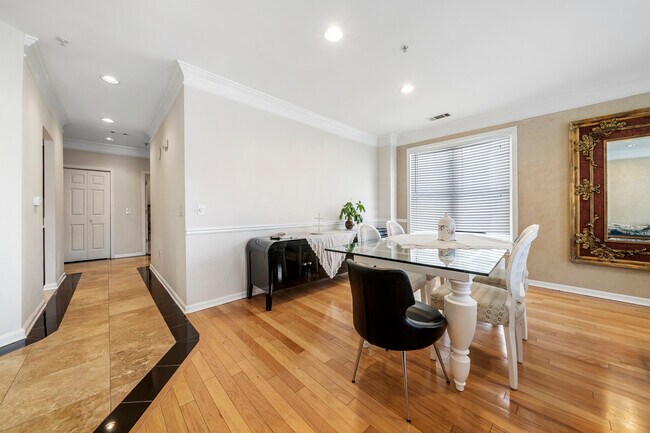 Foto del edificio - 3334 Peachtree Rd NE