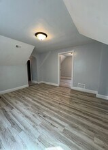 Building Photo - 1614 Sibley Ave