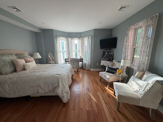 Foto del edificio - 21 Mt Pleasant Ave