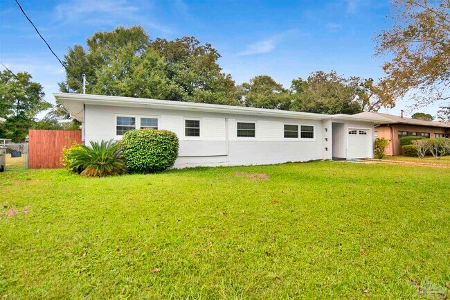 Foto del edificio - 51 Adkinson Dr