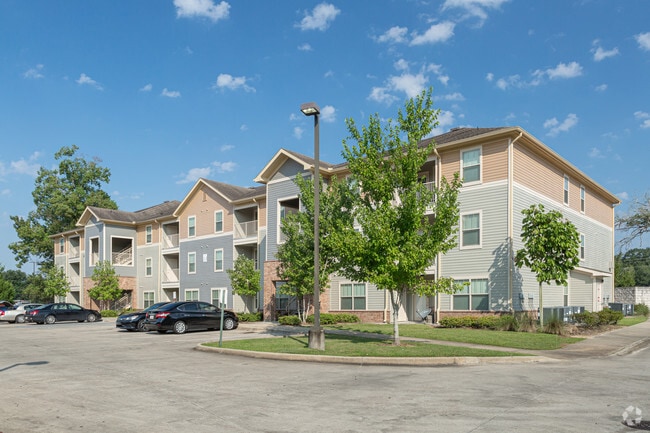 Exterior - Mallard Crossing Apartments