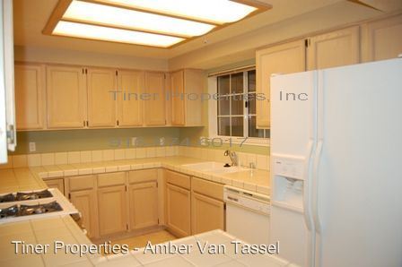 Building Photo - 5239 Arden Way