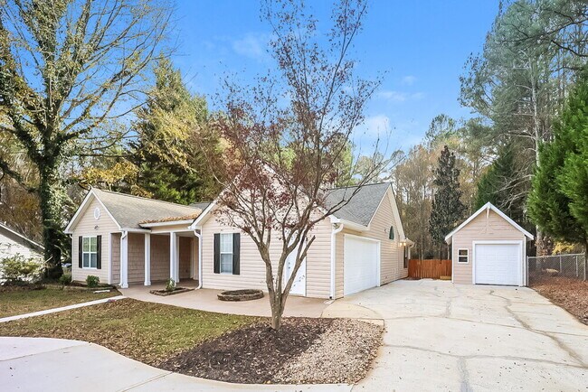 Foto del edificio - 2061 Poplar Rd