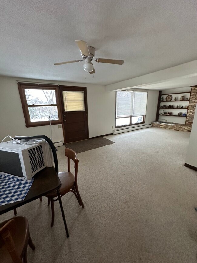 Building Photo - 200 Nolden Ln