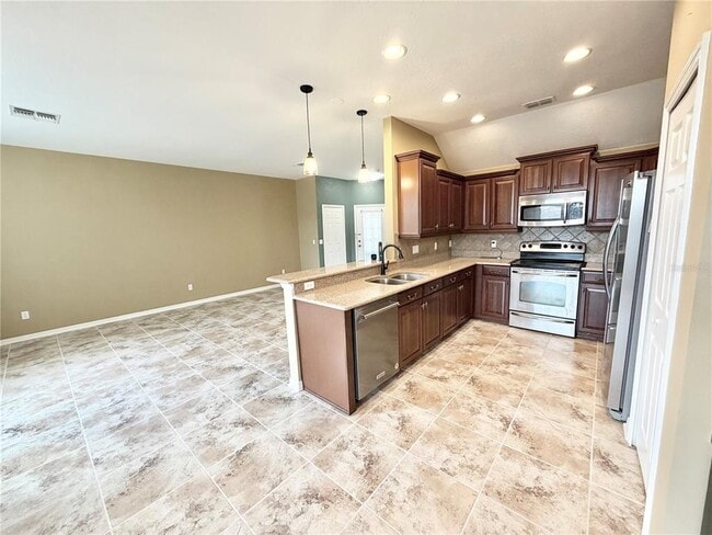 Foto del edificio - 8409 Chamberlain Pl