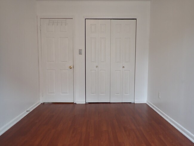 Foto del edificio - 405 Halsey St