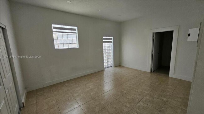 Foto del edificio - 3 bedroom in Hollywood FL 33020