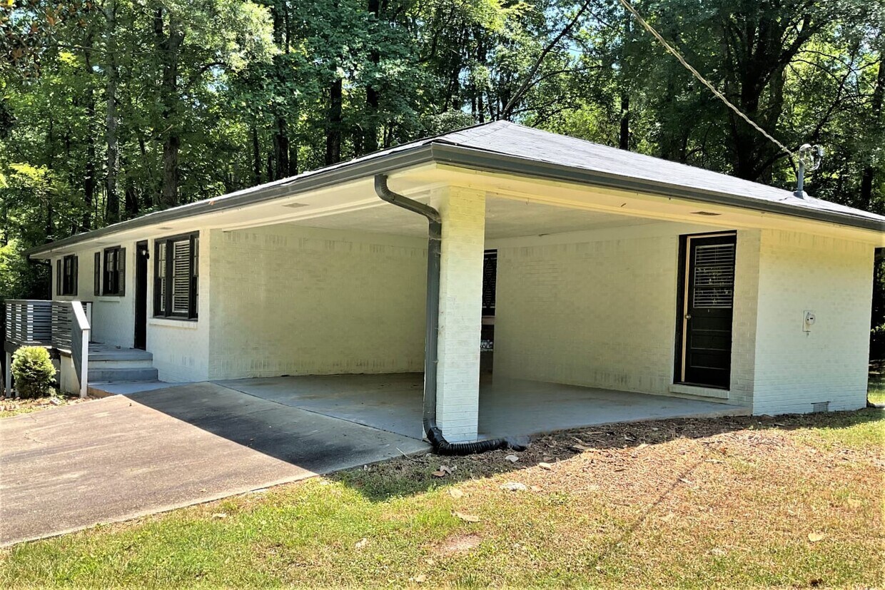 Primary Photo - 1371 Spring Valley Ln
