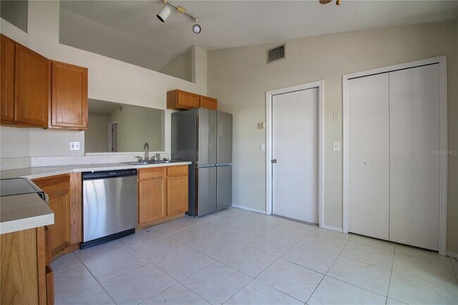 Foto del edificio - 527 Emerald Cove Loop
