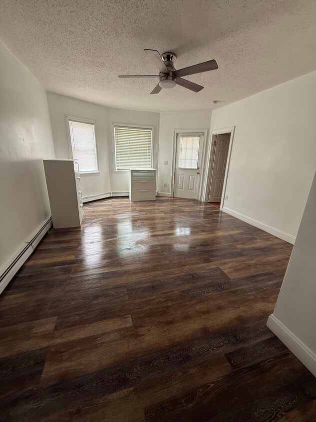 Living room - 149 2nd Ave