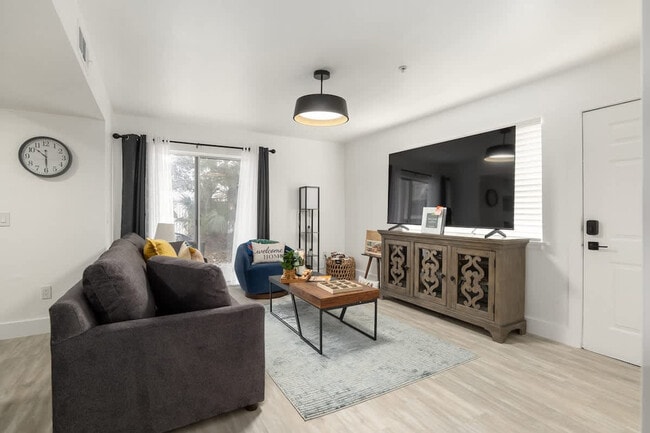 Foto del edificio - 2360 SW Archer Rd