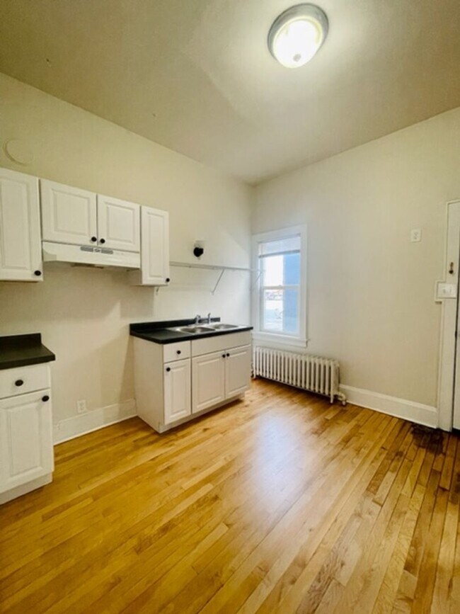 Foto del edificio - 303 N Quincy St