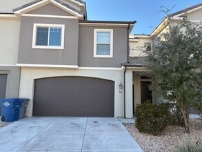 Building Photo - 2675 E 450 N