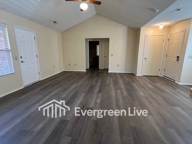 Foto del edificio - 102 Swing Ct