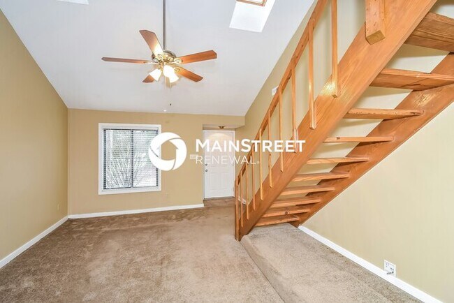 Building Photo - 3 Bedroom Pet-Friendly Home in Louisville,...