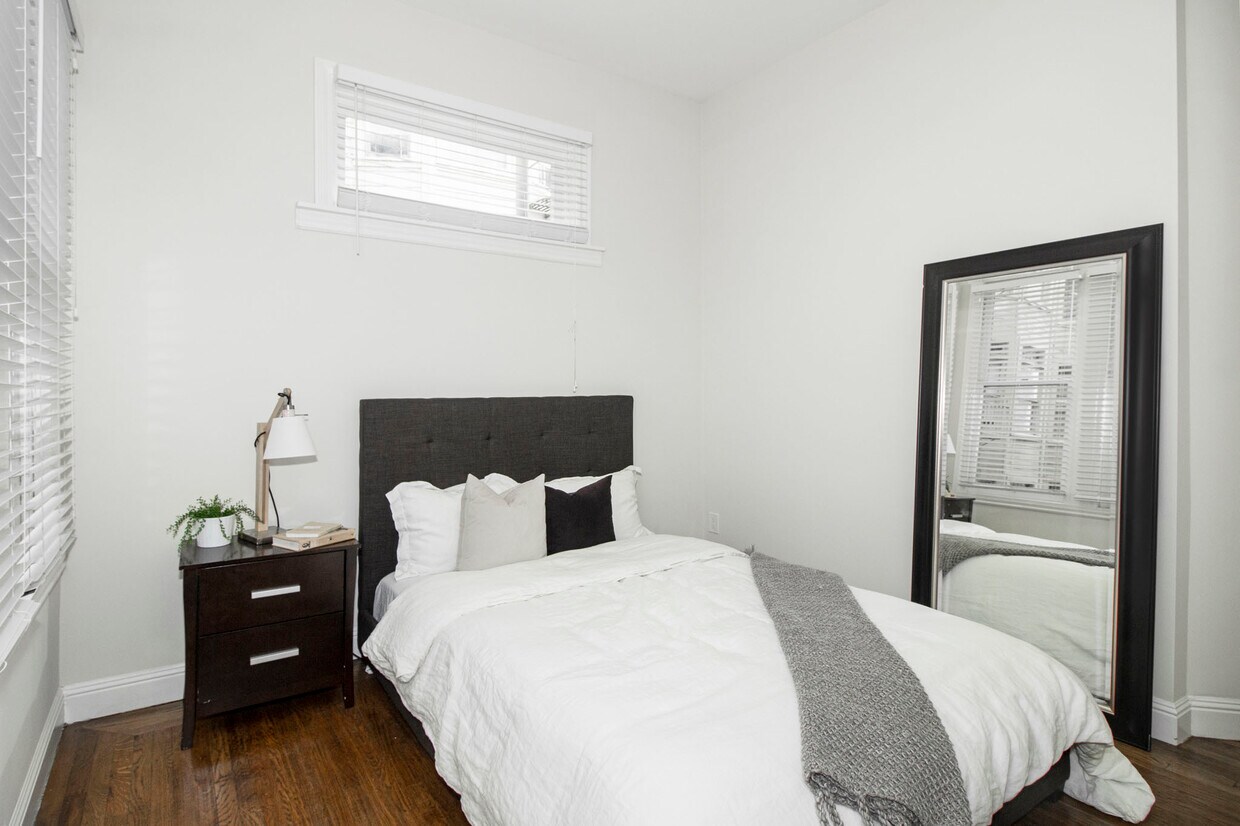 Foto principal - 1560 Sacramento St