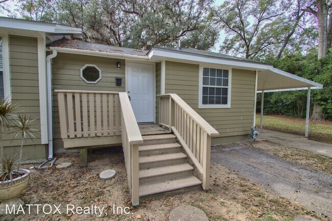 Building Photo - 1 br, 1 bath Apartment - 2002 Florida Avenue