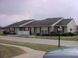 Foto principal - 212 S Silverwood Ln