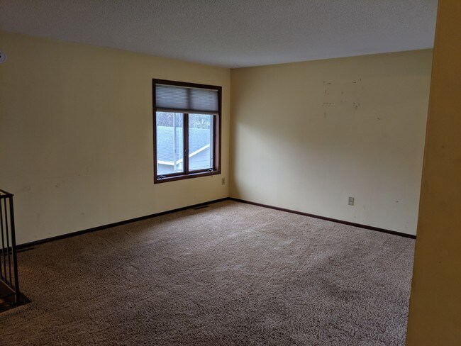 Foto del edificio - 1465 Whispering Ct