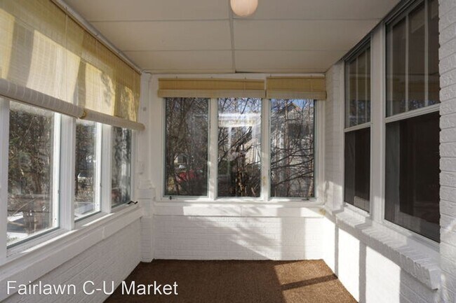 Foto del edificio - 2 br, 1.5 bath House - 808 W. Hill