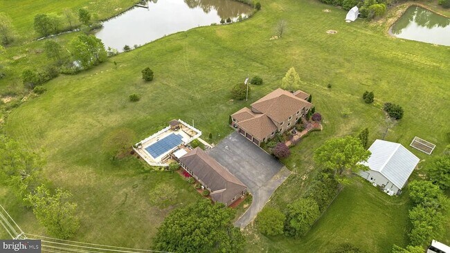 Foto del edificio - 2277 Poplar Rd