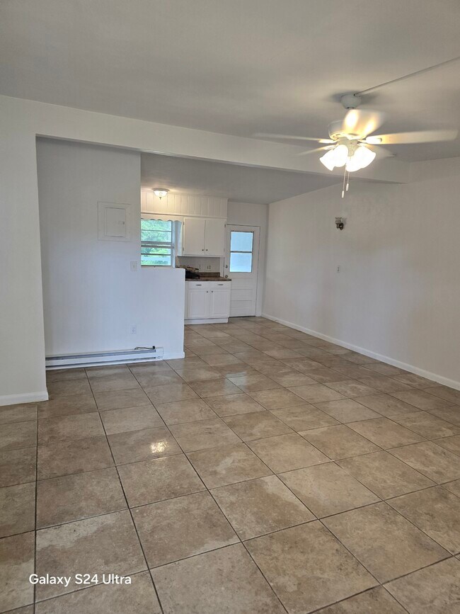 Building Photo - 2326 Shenandoah Rd