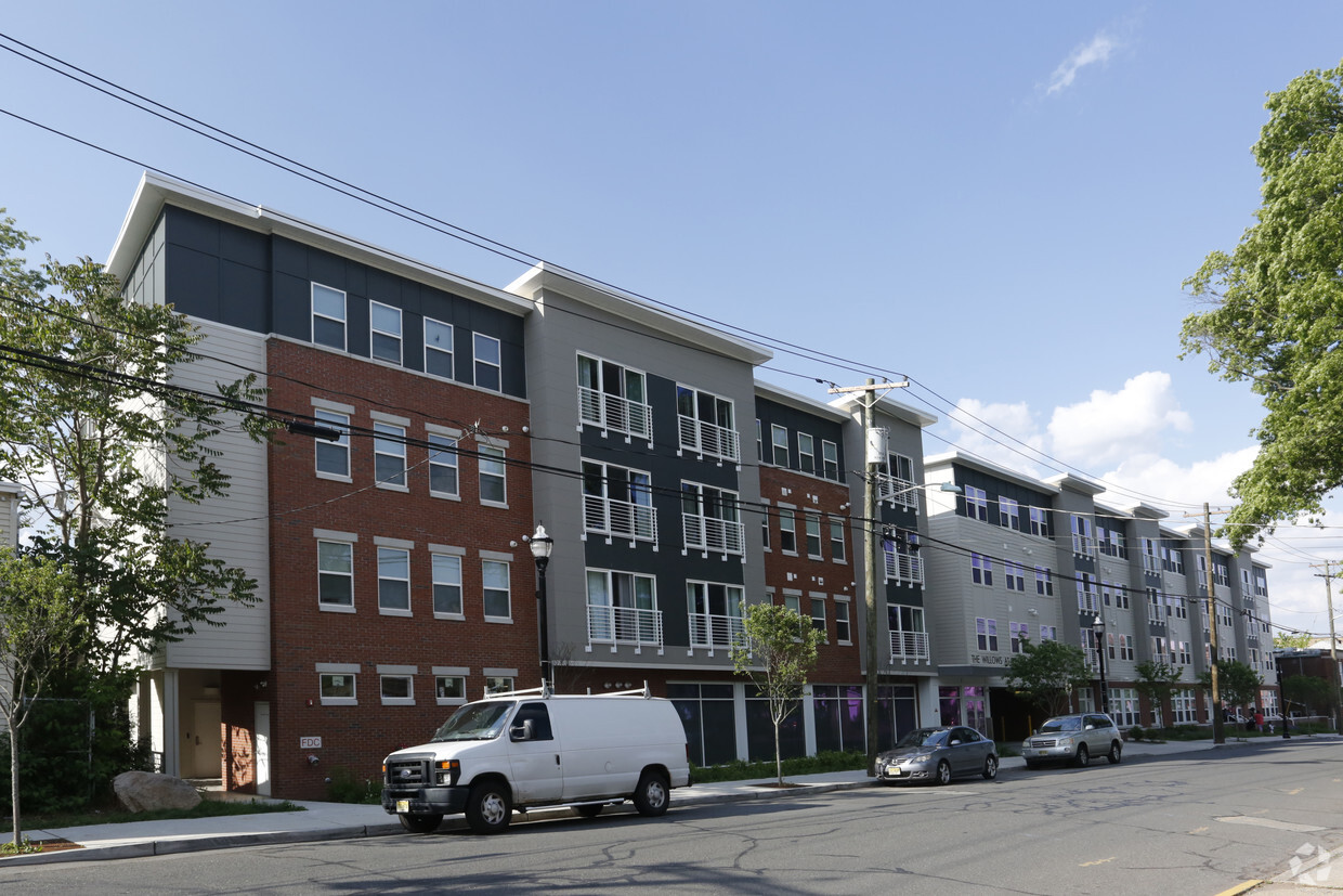 Building Photo - The Rahway Residences for the Arts