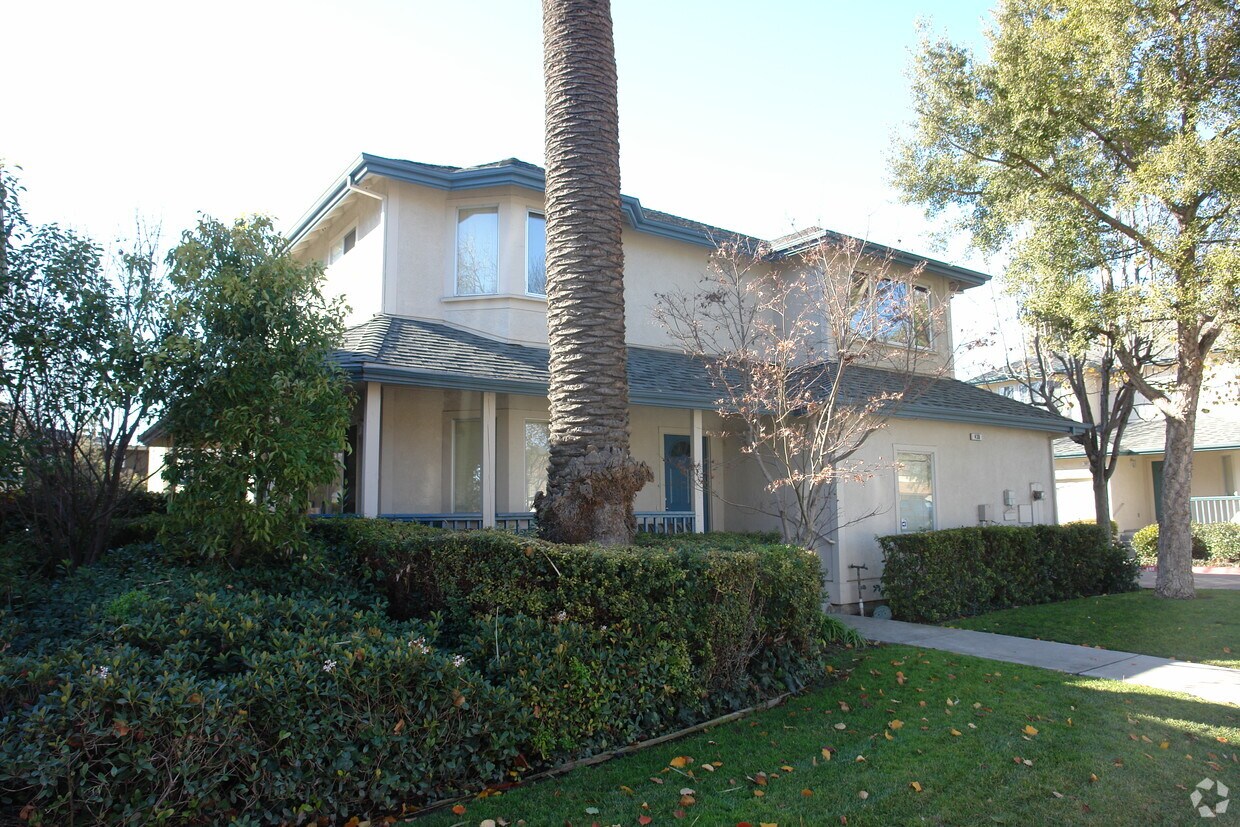 Building Photo - 430-4320 Alviso St
