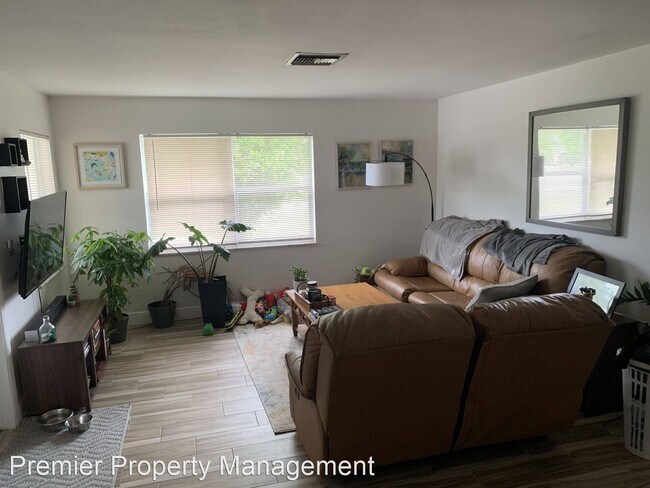 Foto del edificio - 2 br, 1 bath House - 3687 Seagrape