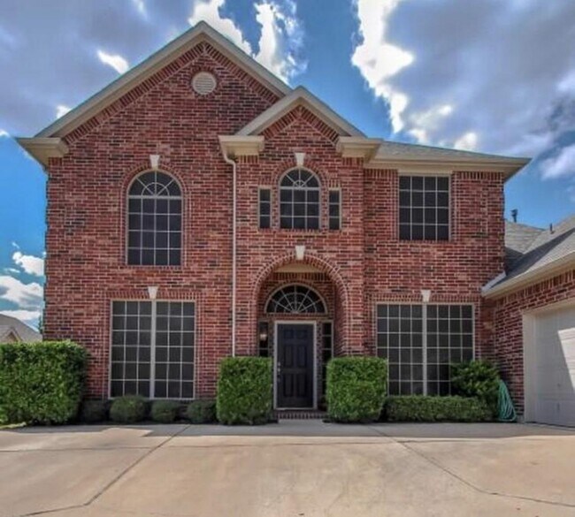 Photo - 204 Granite Falls Dr House