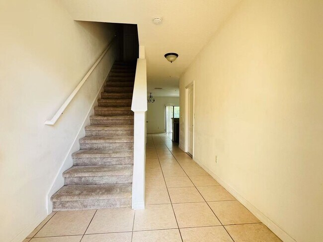 Foto del edificio - 1651 Smokey Oak Way