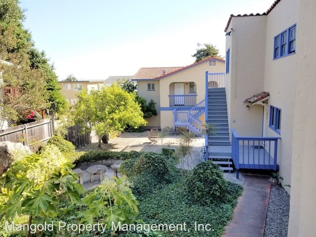 Building Photo - 1 br, 1 bath House - 283 Watson #D