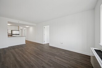 Interior Photo - MODA