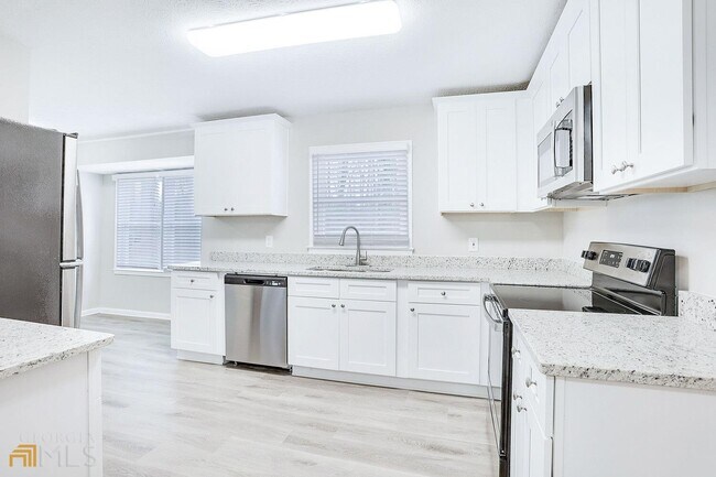 Building Photo - 3991 Cheru Dr