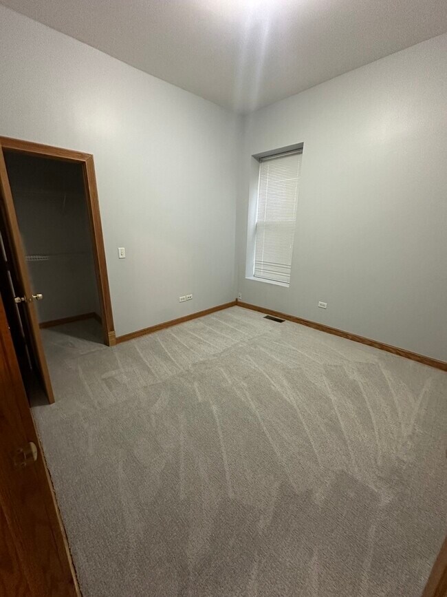 Foto del edificio - 725 E 50th St