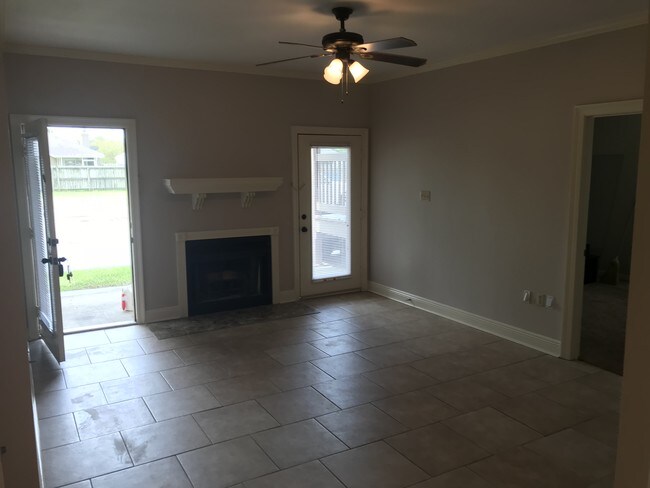 Reverse view of Living room - 15271 Jones Creek Village Ave