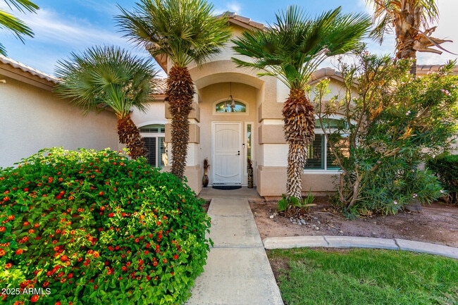 Foto del edificio - 1825 E Arabian Dr